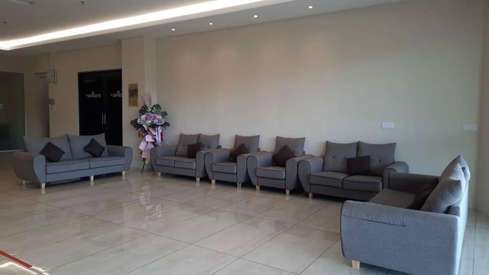 Kluang Riverview Hotel Esterno foto